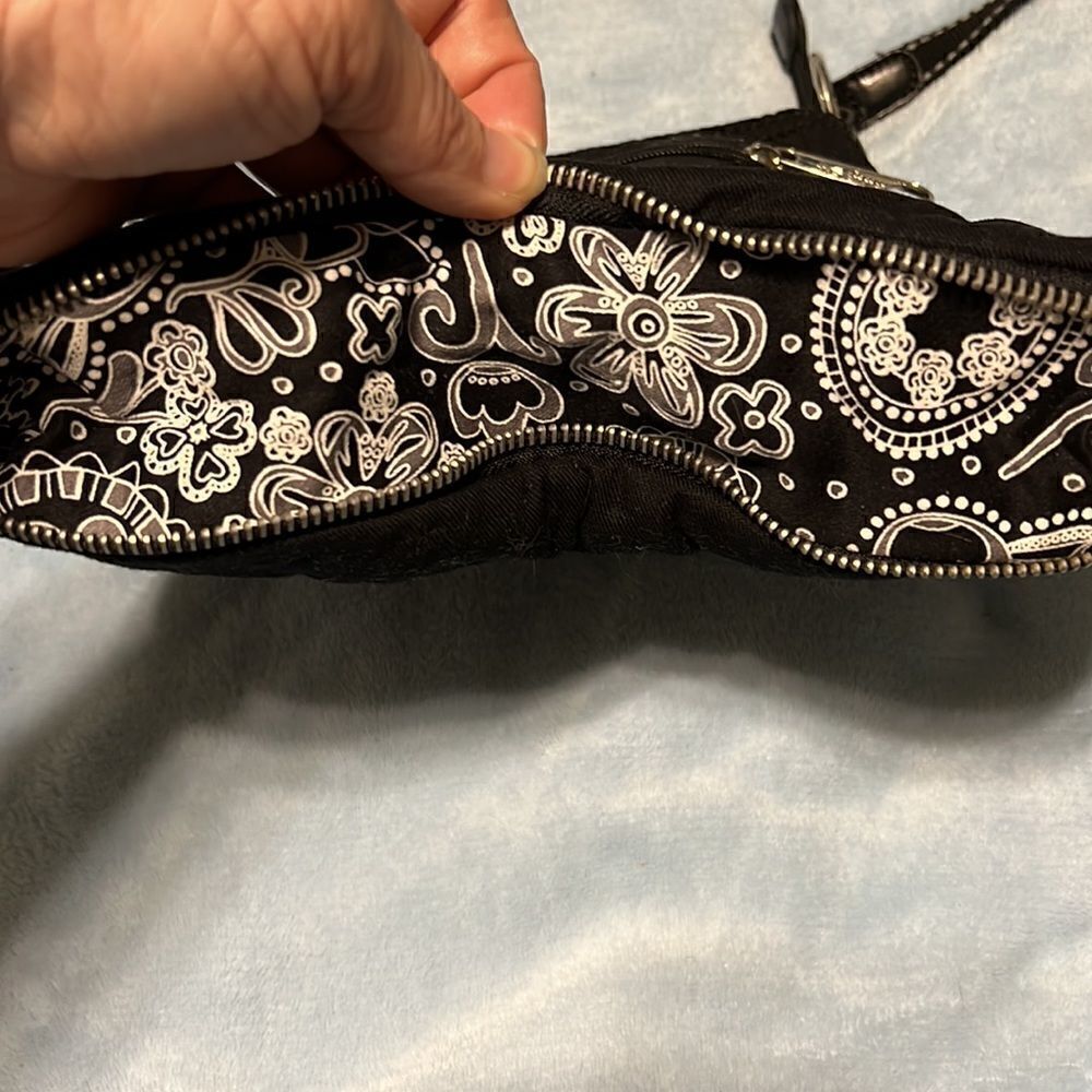 Thirty-One Crossbody - Picture 4 of 6